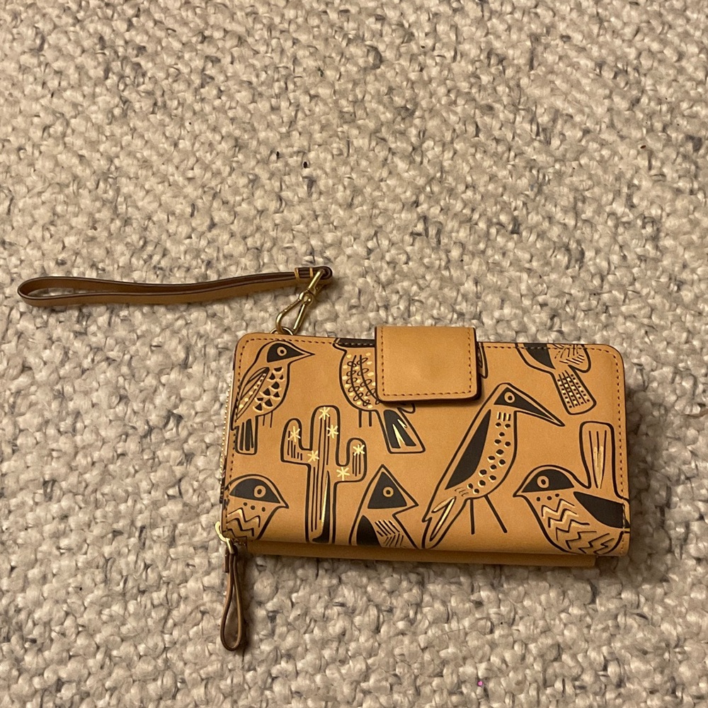 Vera Bradley leather Resort Wristlet with accents